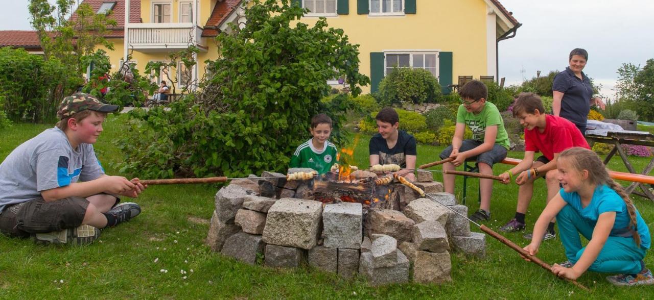 Ferienhof Lecheler Breitenthal Bagian luar foto